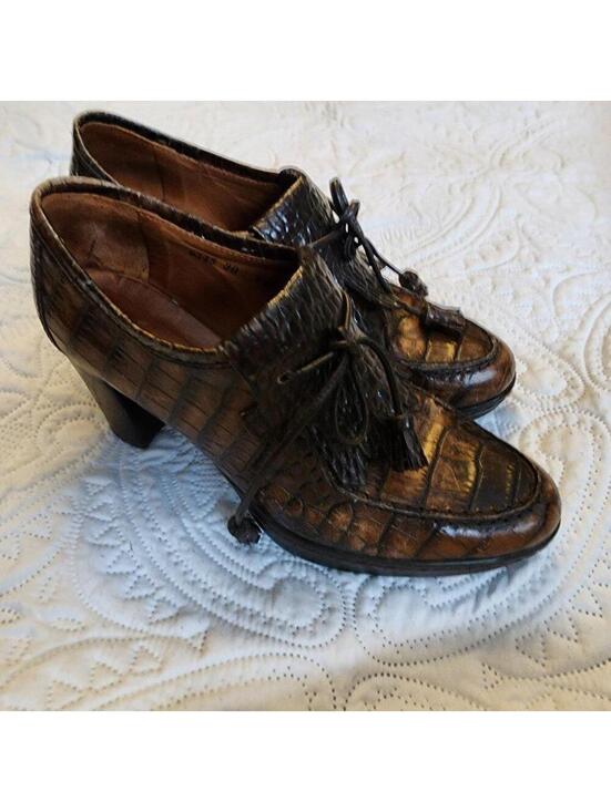 Pons Quintana Shoes - EUC  Vintage Pons Quintana block heels Spain 38
